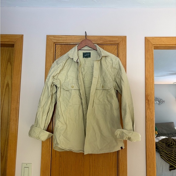 Woolrich Other - Woolrich Men's Beige Lightweight Shirt Jacket